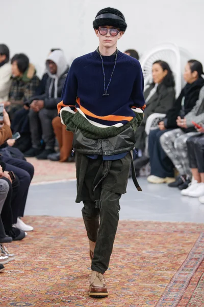 Look 44